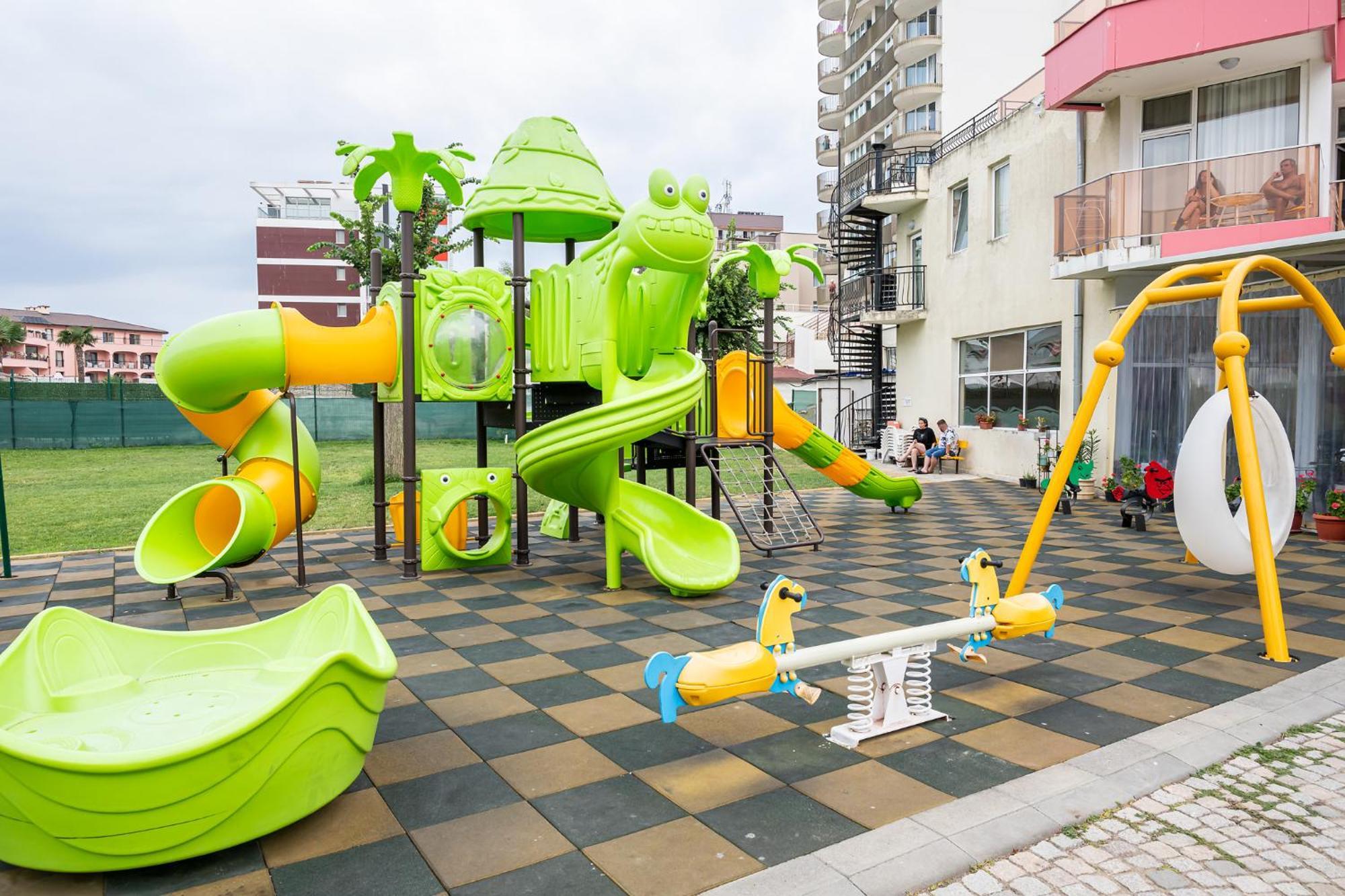 Flamingo Beach Hotel Sluneční pobřeží Exteriér fotografie